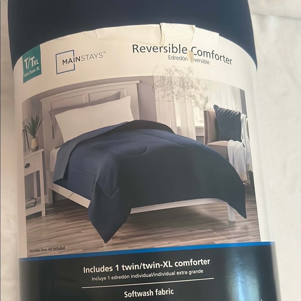 Mainstays Navy Reversible Comforter